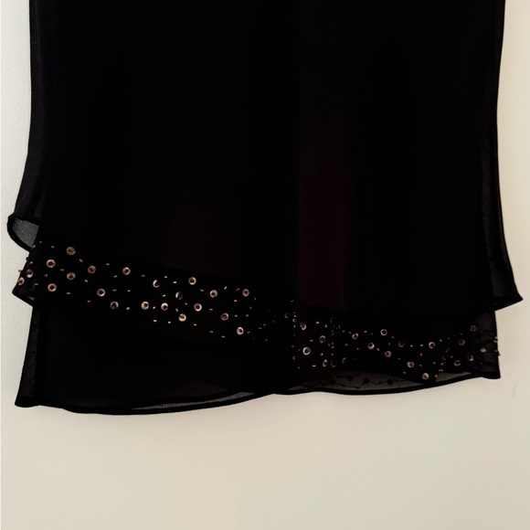 Beautiful Classy Amanda Smith, Two (2) Piece Set, Skirt and Top, Size 6 - Picture 7 of 10